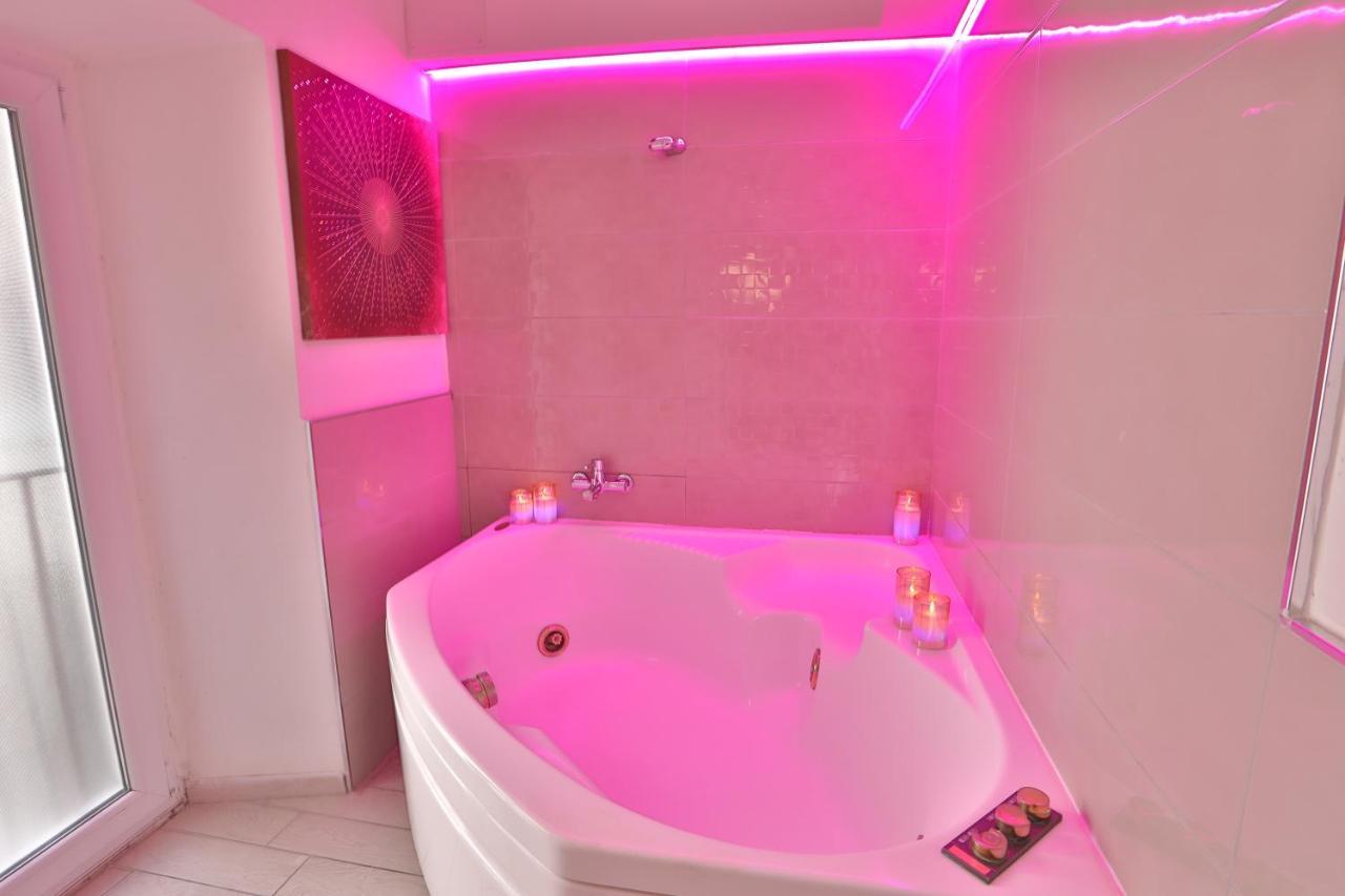 Grottini Luxury Suites ~ Pantheon Рим Экстерьер фото